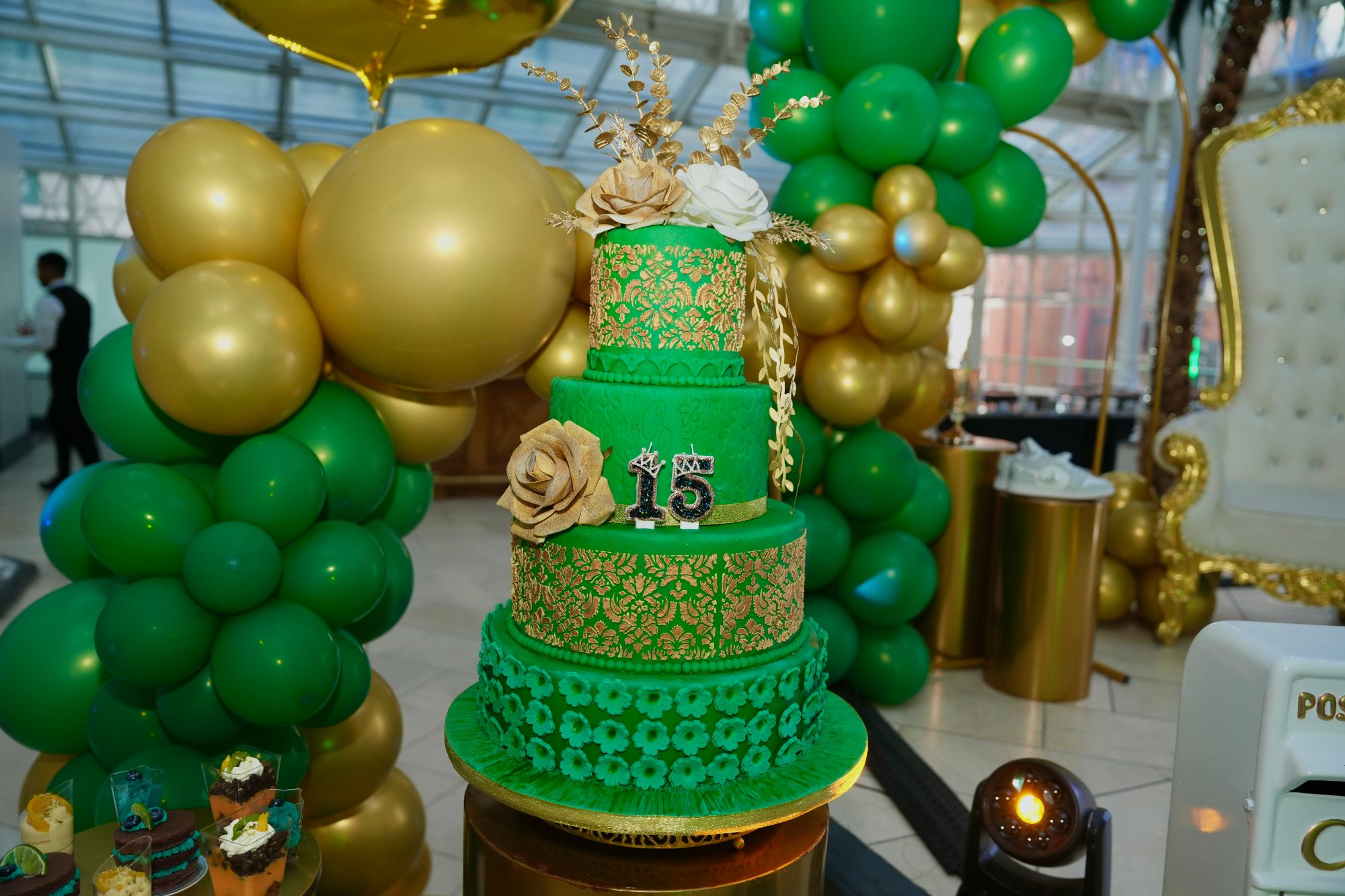The Centrepiece Cake